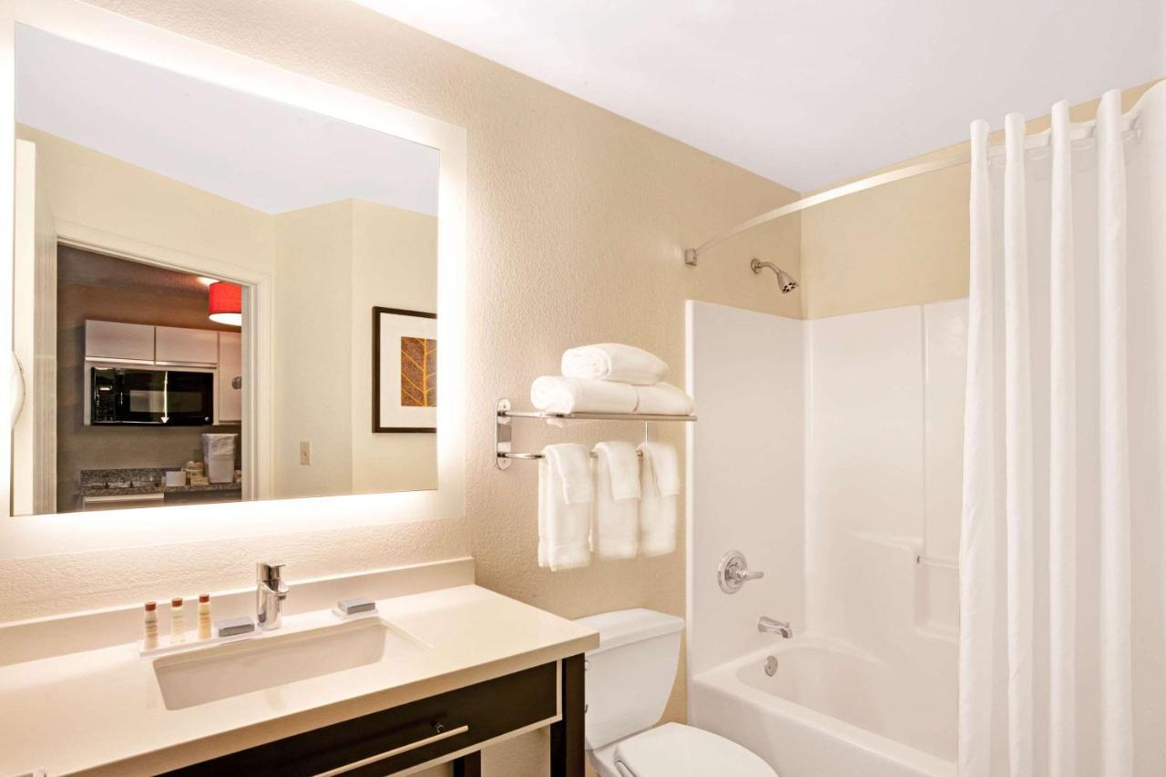 Mainstay Suites Northbrook ホイーリング エクステリア 写真
