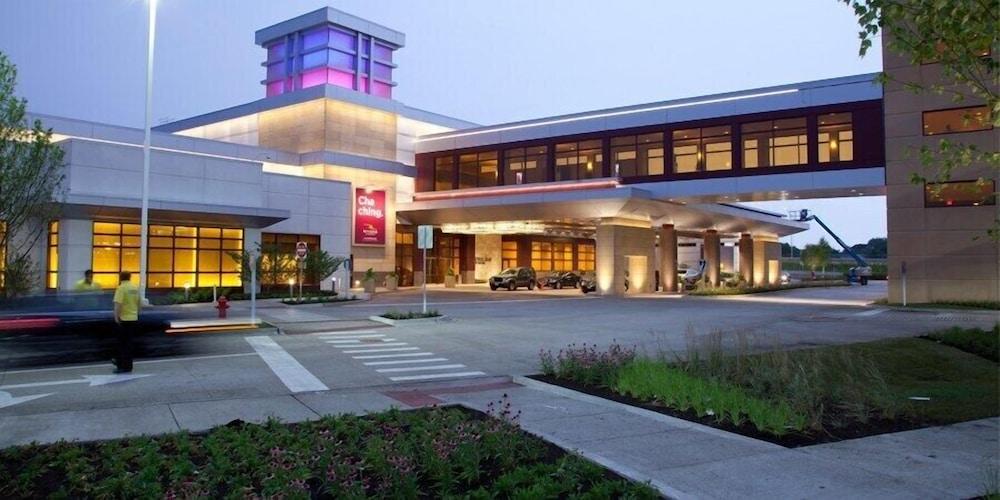 Mainstay Suites Northbrook ホイーリング エクステリア 写真