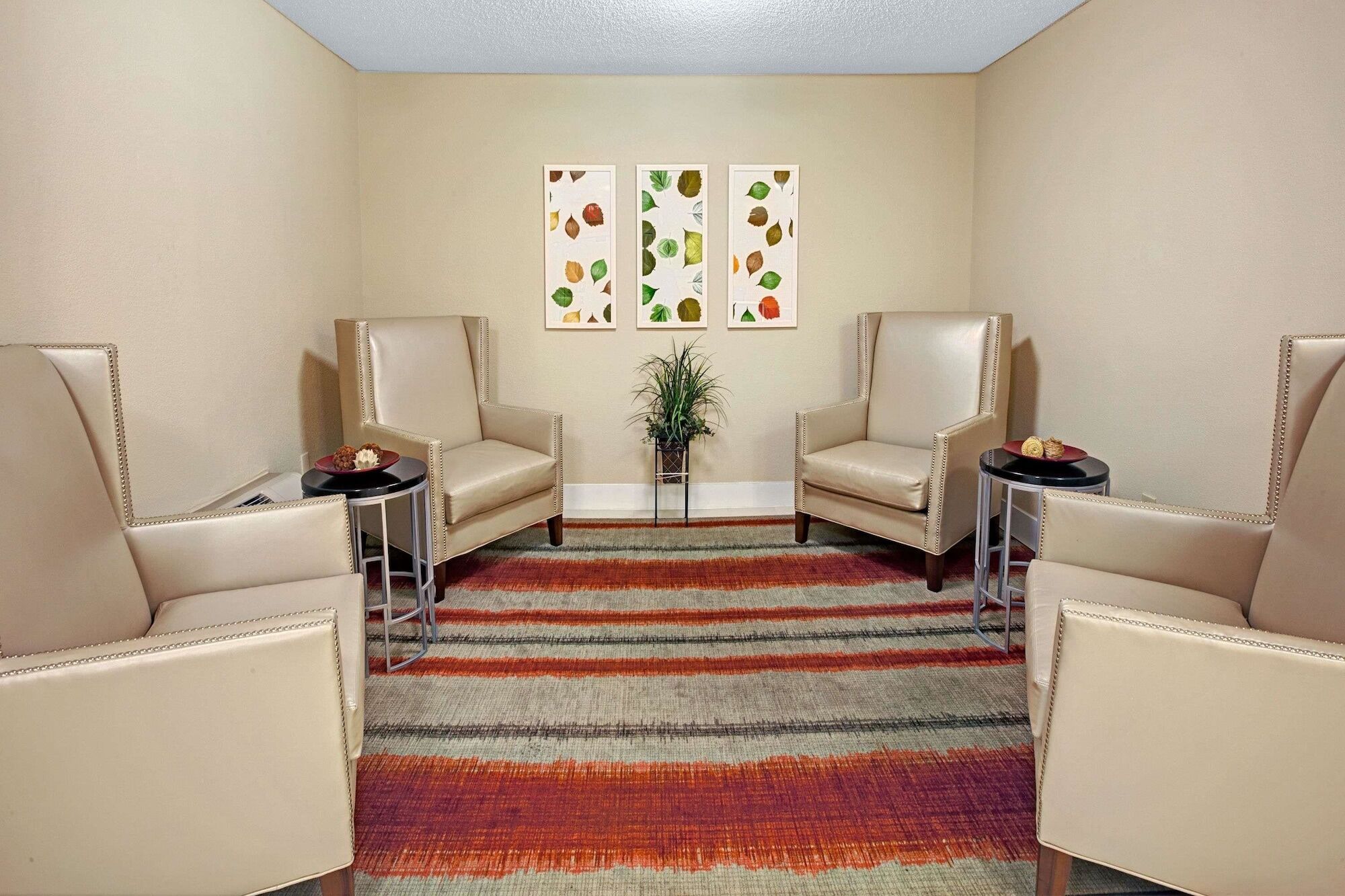 Mainstay Suites Northbrook ホイーリング エクステリア 写真